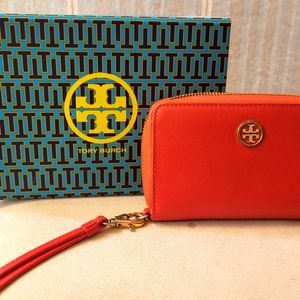 Tory Burch Wristlet Wallet